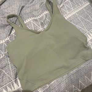 Lululemon crop top size 6